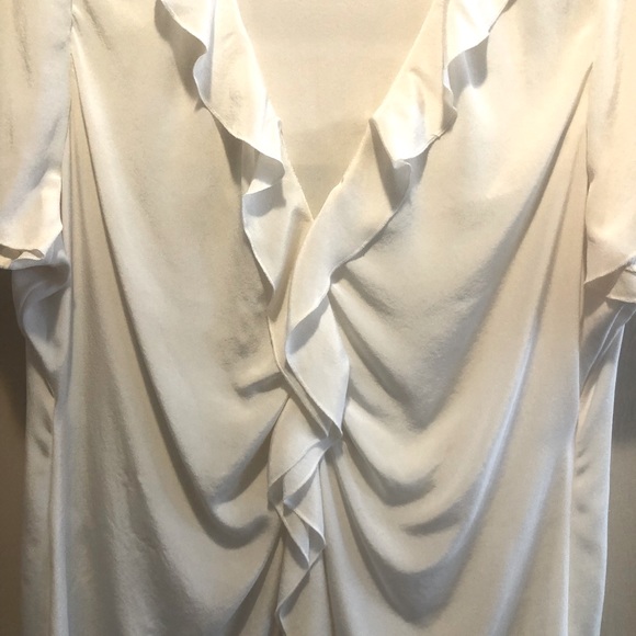 SOLD TAHARI 100% Silk Blouse - Picture 5 of 7